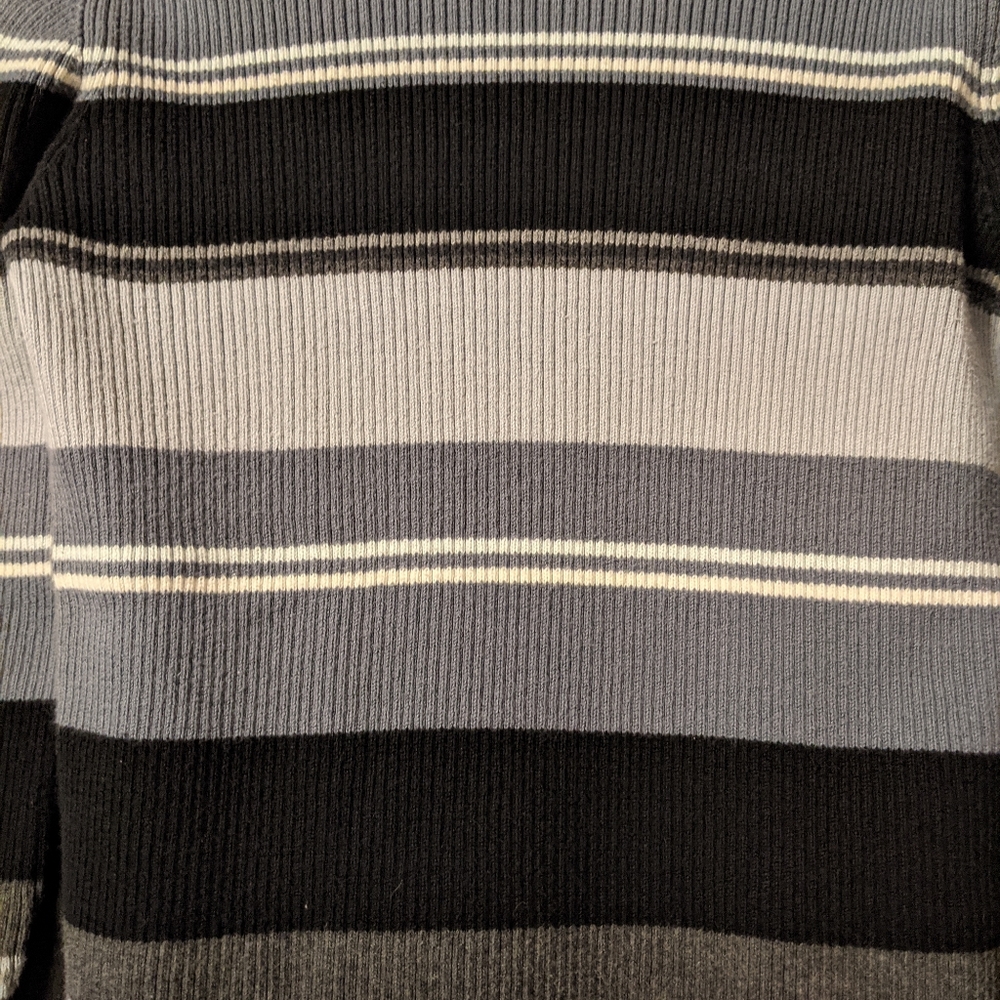 Turtleneck - Picture 5 of 5